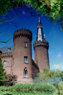 Wasserschloss Moyland am Niederrhein, Wasserspiegelung