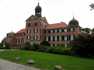 Eutin Schloss Strassenseite