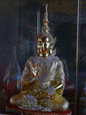 Wat Suthatthep Warawam Bangkok, Thailand