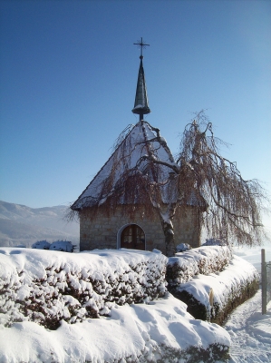 Verschneite Ölbergkapelle