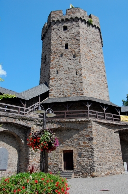 Lahnstein, romanischer Turm der Stadtmauer