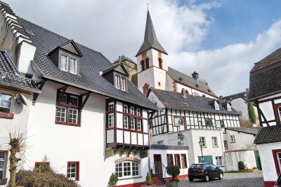 Fachwerkhäuser mit Kirche in Blankenheim - Eifel