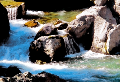 Bergwasser - Licht und Schatten