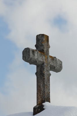 Ein Kreuz aus Stein