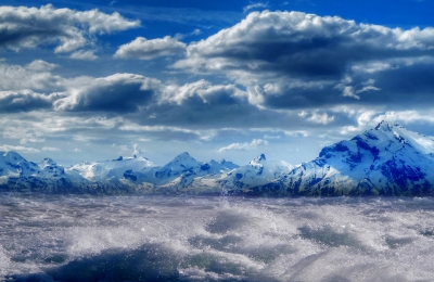 Wolken  - Berge -  Wasser
