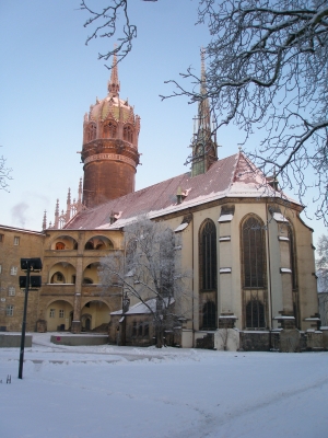 Schlosskirche zu Wittenberg im Winter