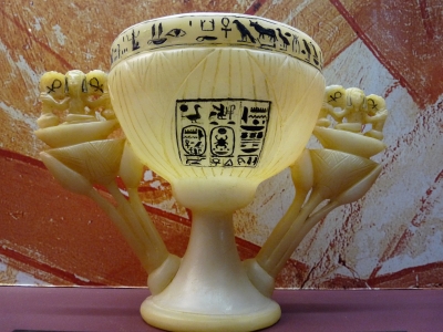 Altägyptischer Pokal