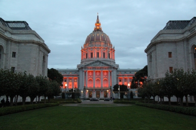 San Francisco, City Hall (Rathaus) in der Dämmerung