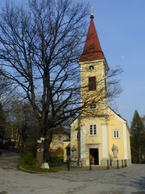 Kirche "Maria Namen", Sulz im Wienerwald, Niederösterreich