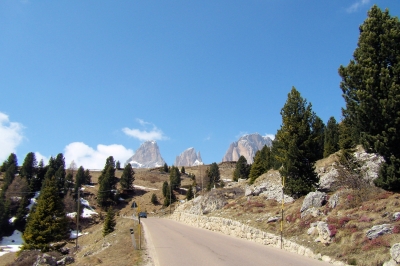 Fahrt durch die Dolomiten