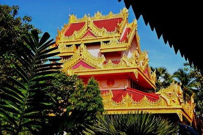 Tempel im Thaistil