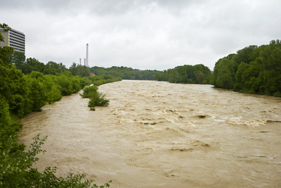 Hochwasser am Flaucher (Isar, München)