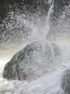 Wasser und Stein