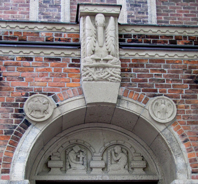 Kirchenportal (Schmuckelemente)