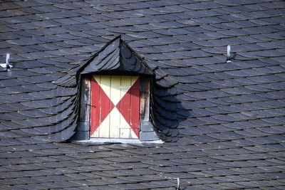 mittelalterliches Dachfenster