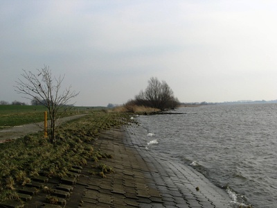 An der Elbe