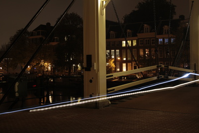 Brücke in Amsterdam bei Nacht