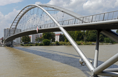 Fußgängerbrücke über den Rhein