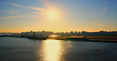 Sonnenaufgang über Sankt-Petersburg