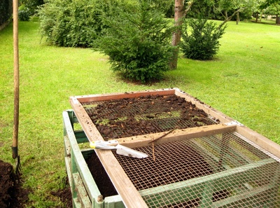 kompostieren im Garten