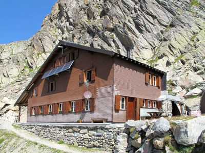 Schreckhorn-Hütte (2530 Meter)