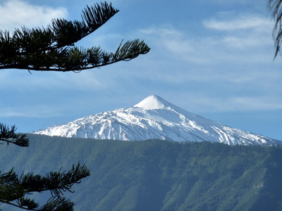 Teide mit weißer Haube