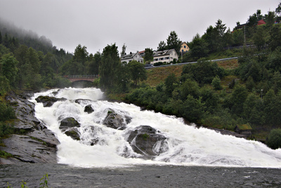 Hellesyltfossen