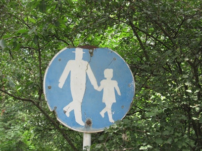 DDR-Schild für Fussgänger