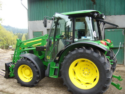 John Deere 5080M