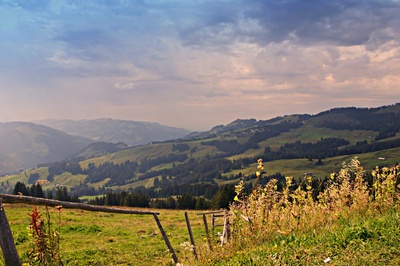 Herbstliches Voralpengebiet