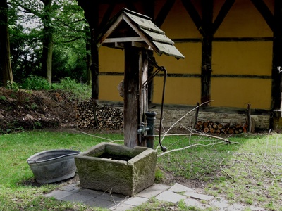 Alter Brunnen