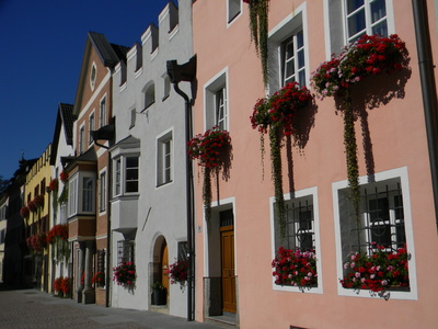 Fassaden in Bruneck, Südtirol