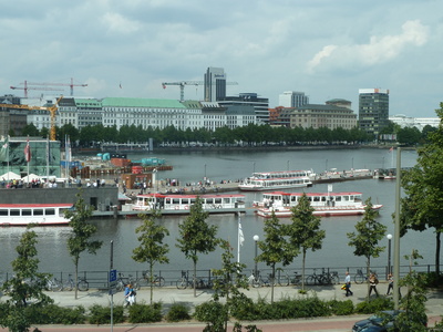 Binnenalster mit Alsterflotte