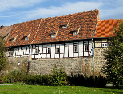 Quedlinburg, Fachwerkhäuser auf der Stadtmauer