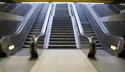 Rolltreppe zur U-Bahn