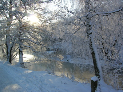 Brücke im Schnee