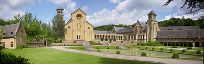 Klosterhof der Abbaye d'Orval / Südbelgien