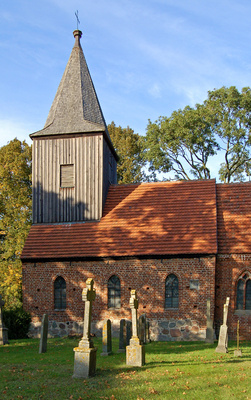 Ev. Dorfkirche in Groß Zicker / Rügen