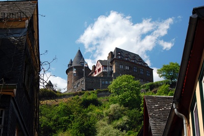 Bacharach, Blick auf Burg Stahleck