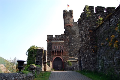 Burg Reichenstein (Falkenburg)