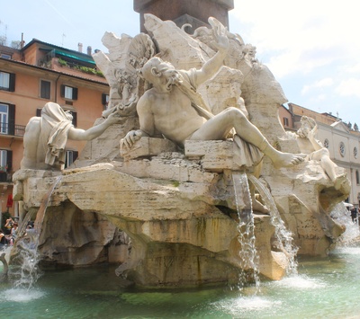 Piazza Navona - Fontana dei Quattro Fiumi 4