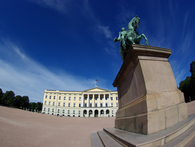 Oslo Schloss & Standbild
