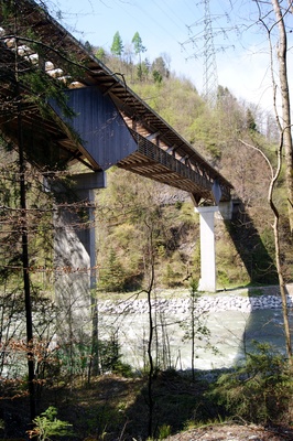 Holzbrücke von unten