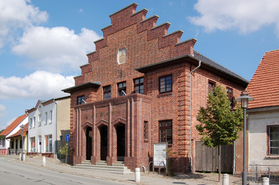 Rathaus der kleinen Gemeinde Garz auf Rügen