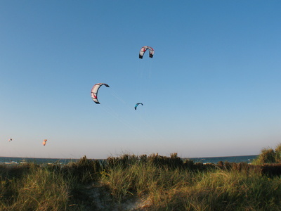 Kalifornien Kitesurfer am Strand