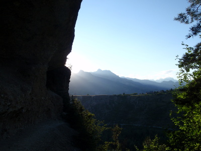 die Sonne im Berg