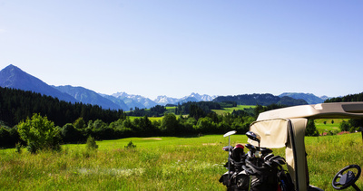 Golfspiel im Alpenvorland