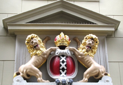 Löwen und Krone