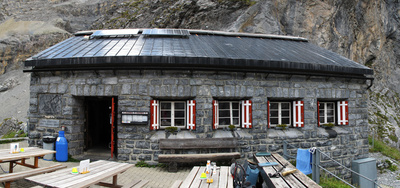 Gspaltenhorn-Hütte über dem Kiental