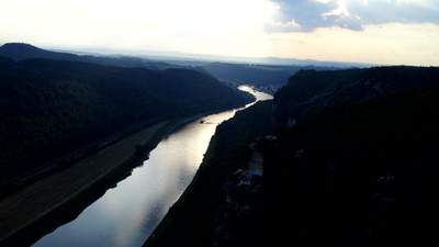 Elbe im Nachmittaglicht